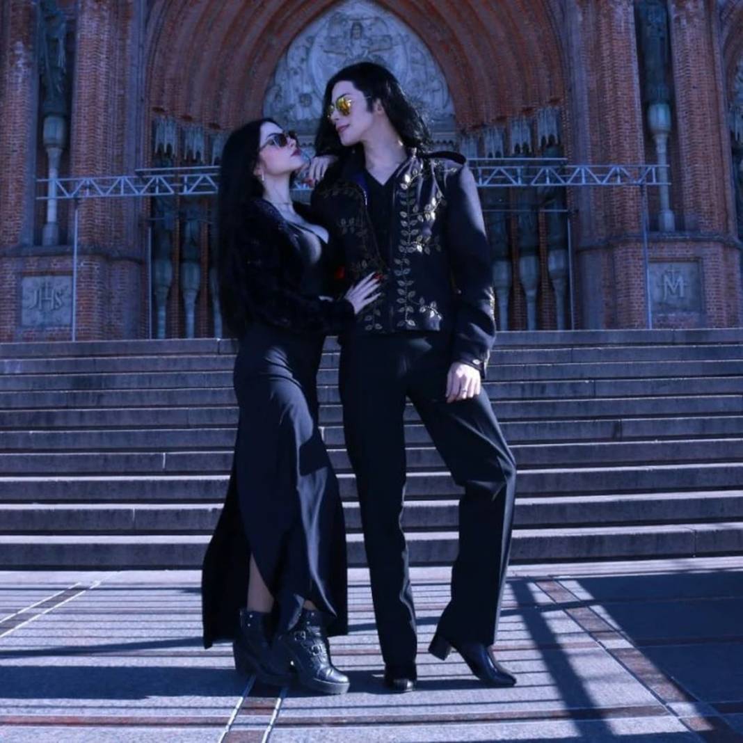 Michael Jackson'a benzemek için 40 bin dolar harcadı! Bakın neye benzedi... 45